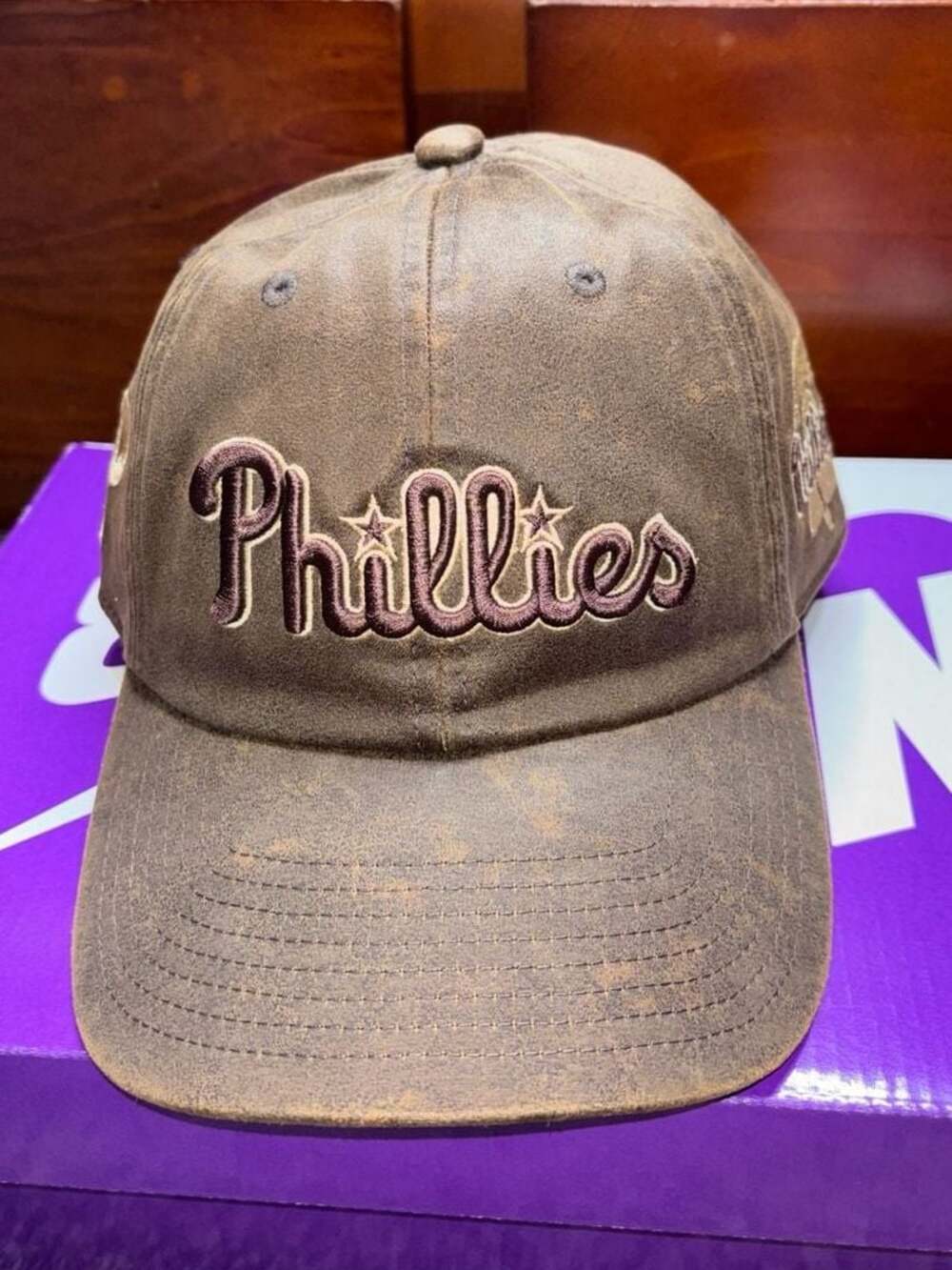 Mitchell & Ness MLB Philadelphia Phillies old Leather Dad Hat. NWT.